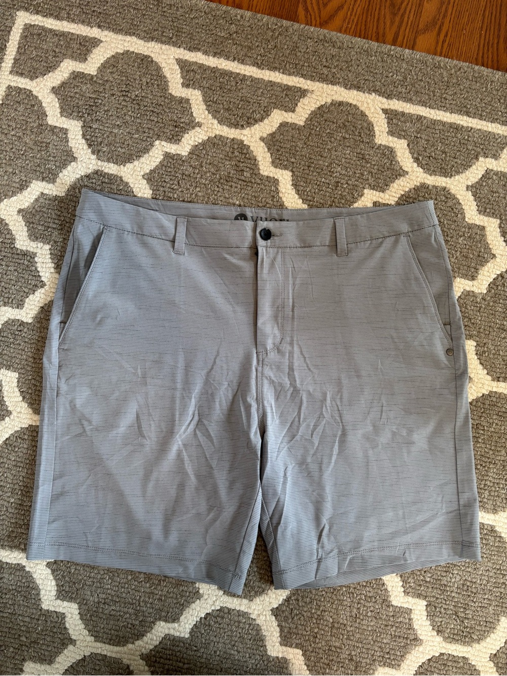 Vuori Men’s Shorts size 38